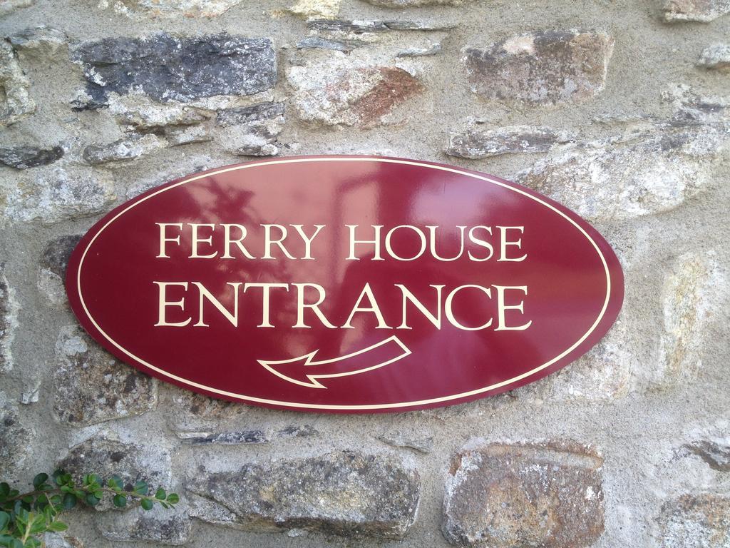 Ferry House Holidays New Ross Kültér fotó
